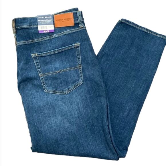 Lucky Brand Men’s Jean 410 Athletic Straight Fit Blue Size 40 X 32 NWT - Picture 1 of 10